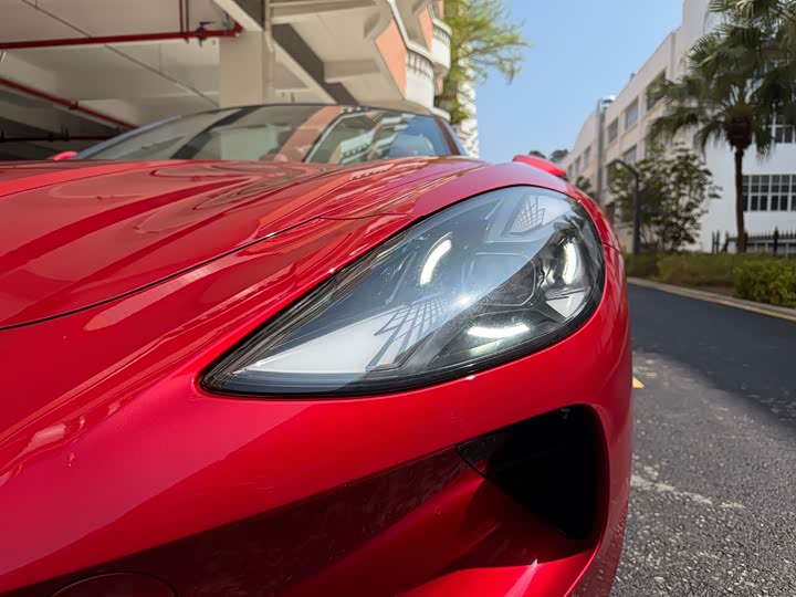 Фото 7 - MG Motor Cyberster