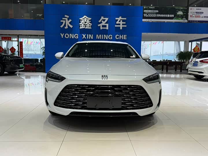 Photo 2 - Buick Regal