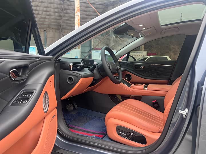 Фото 8 - GAC Aion RT