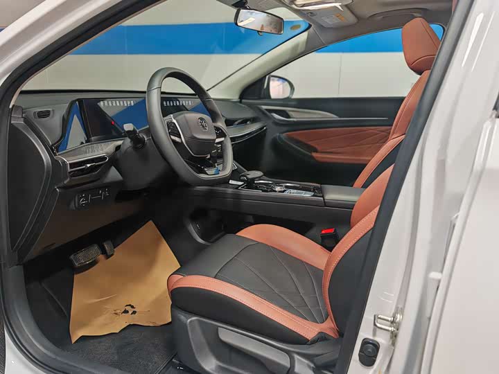 Photo 5 - Changan Eado Plus