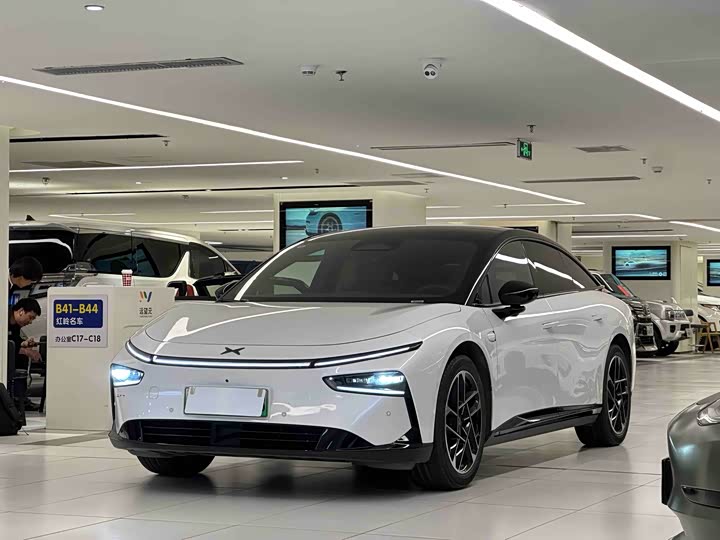 Фото 1 - XPeng F57