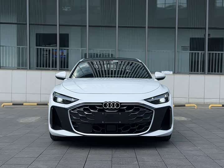 Фото 2 - Audi A5L Sportback