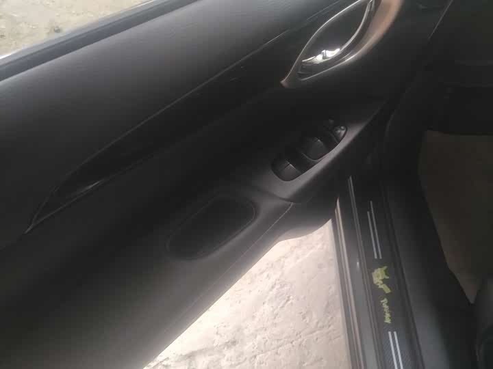 Фото 5 - Nissan Sylphy