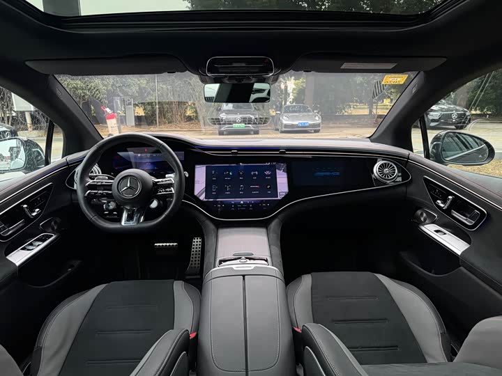 Photo 9 - Mercedes-Benz EQE AMG