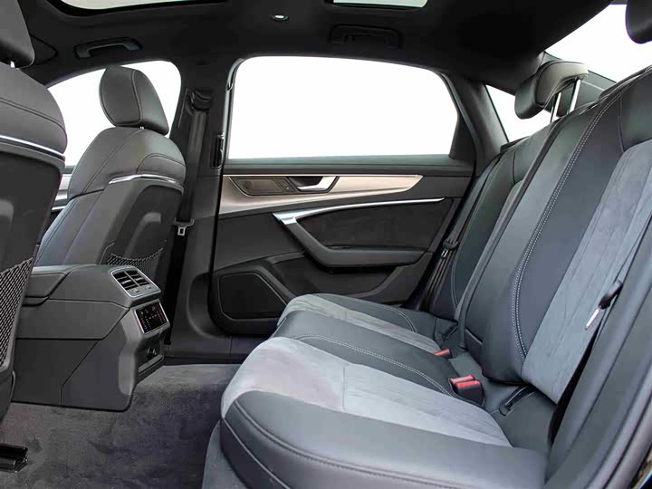 Фото 2 - Audi A6L