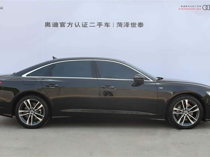 Фото 4 - Audi A6L