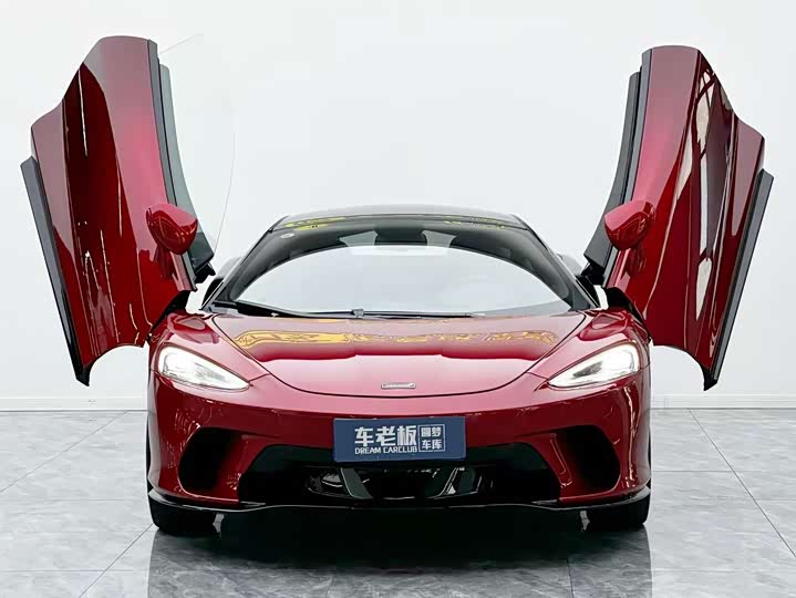 Фото 3 - McLaren GT