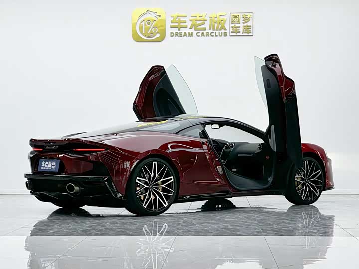 Фото 7 - McLaren GT