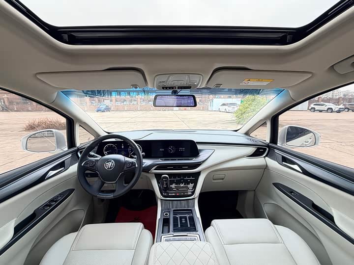 Фото 8 - Buick GL8 ES