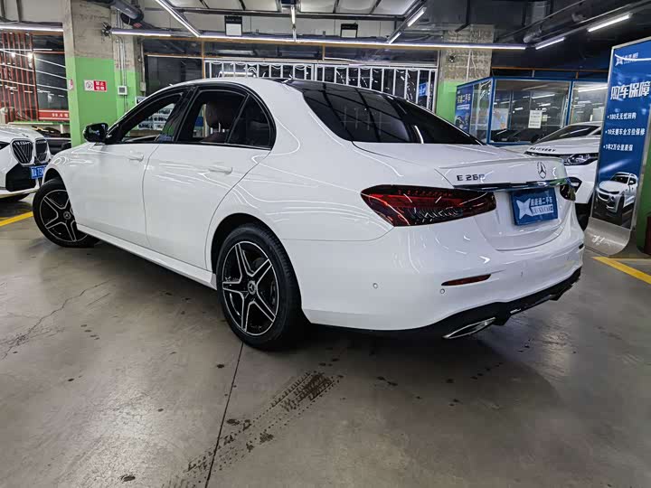 Zdjęcie 6 - Mercedes-Benz E-Class
