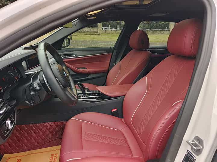 Фото 9 - BMW 5 Series