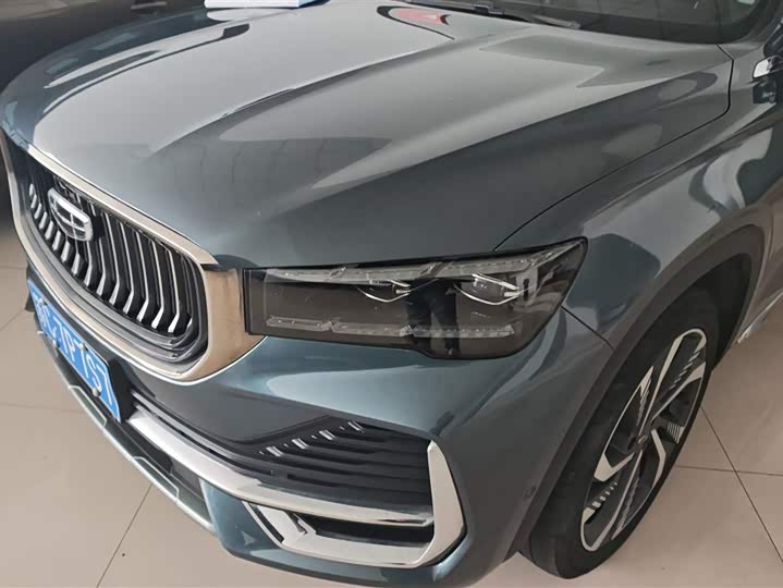 Фото 5 - Geely Monjaro