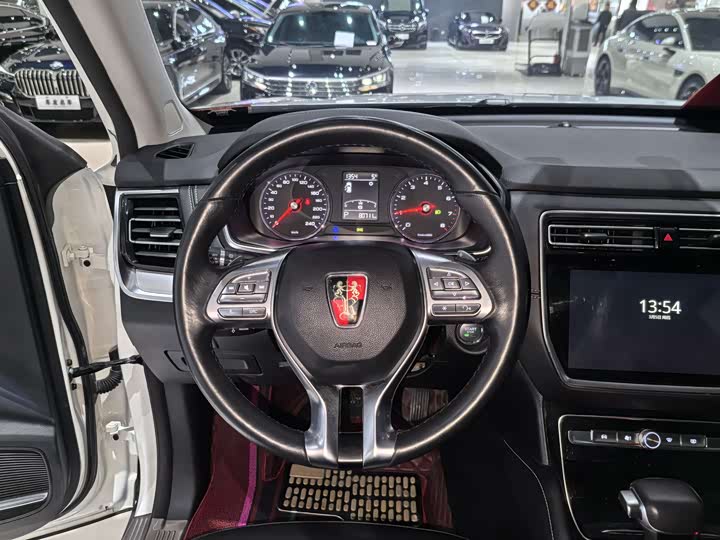 Фото 8 - Roewe RX8