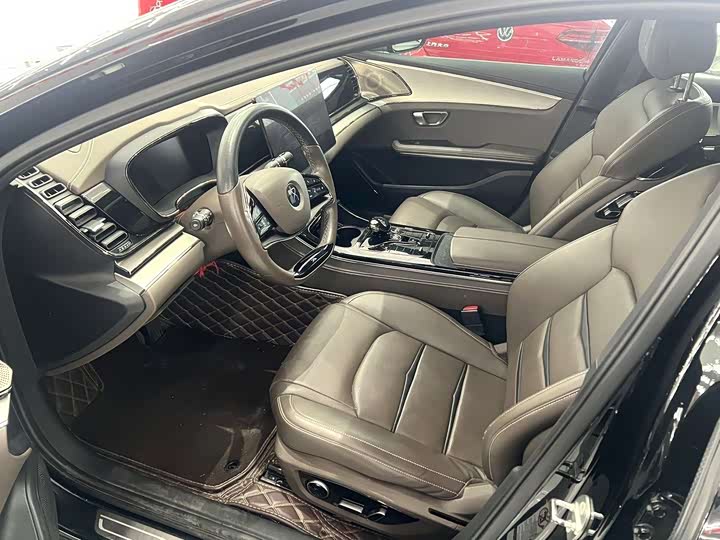 Фото 2 - BYD Han