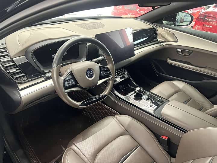 Фото 3 - BYD Han