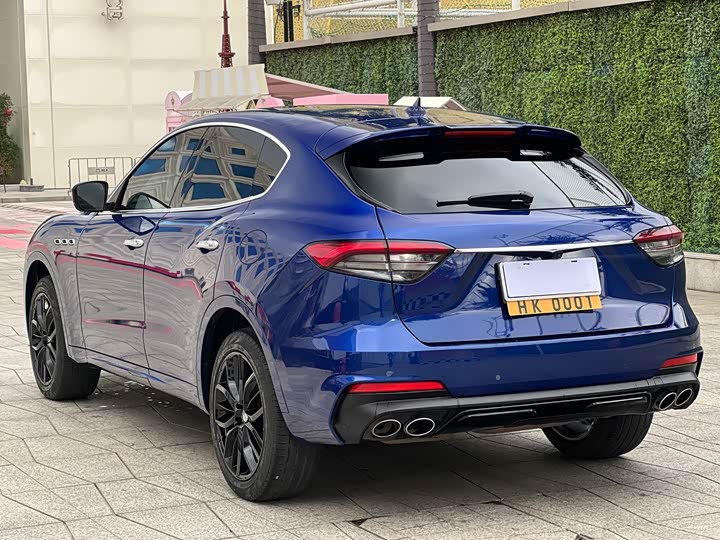 Фото 4 - Maserati Levante