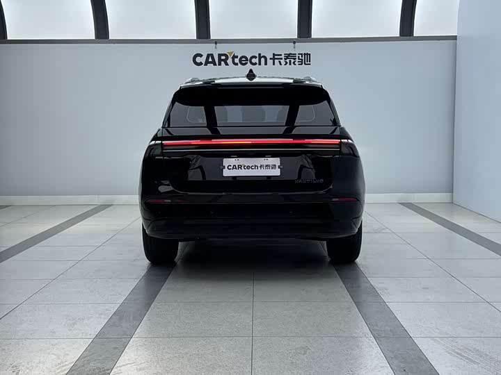 Фото 4 - Lincoln Nautilus