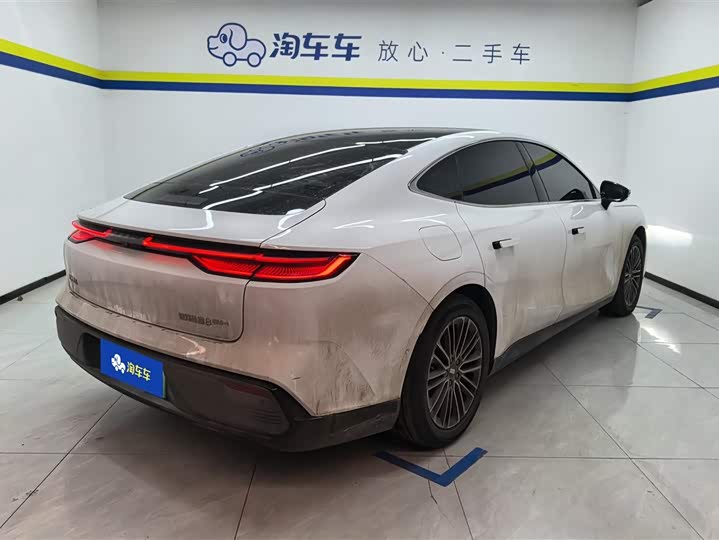 Фото 3 - Geely Galaxy Starshine 8 EM-i