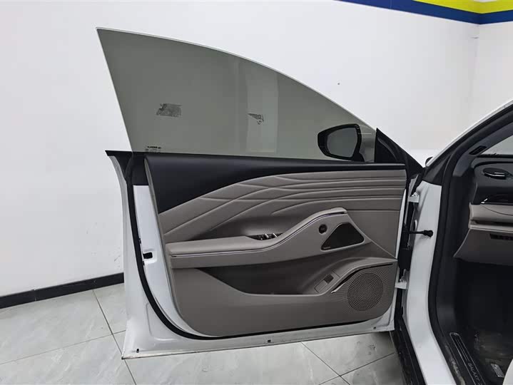 Фото 7 - Geely Galaxy Starshine 8 EM-i