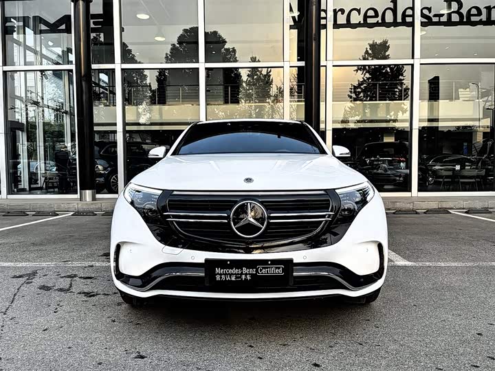 Фото 2 - Mercedes-Benz EQC