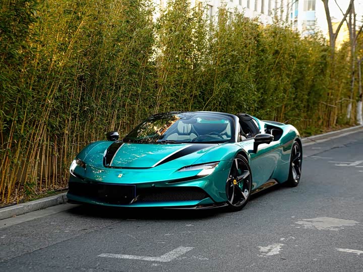 Фото 1 - Ferrari SF90