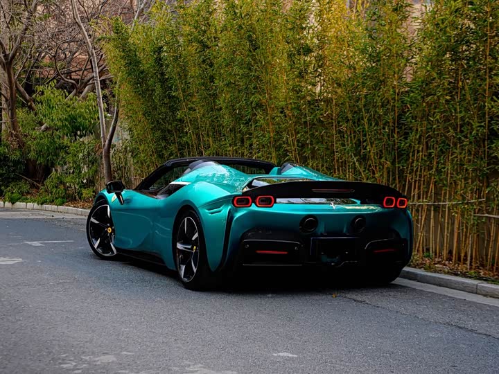 Фото 5 - Ferrari SF90