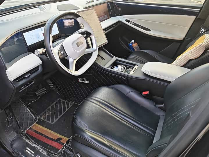 Photo 9 - Geely Galaxy L7