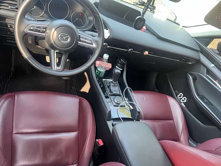 Фото 3 - Mazda 3 (Axela)