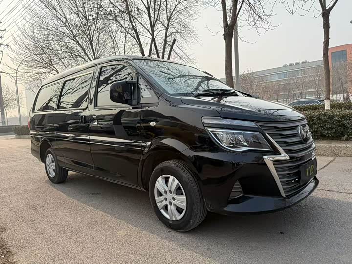 Фото 3 - Dongfeng Forthing Lingzhi M5