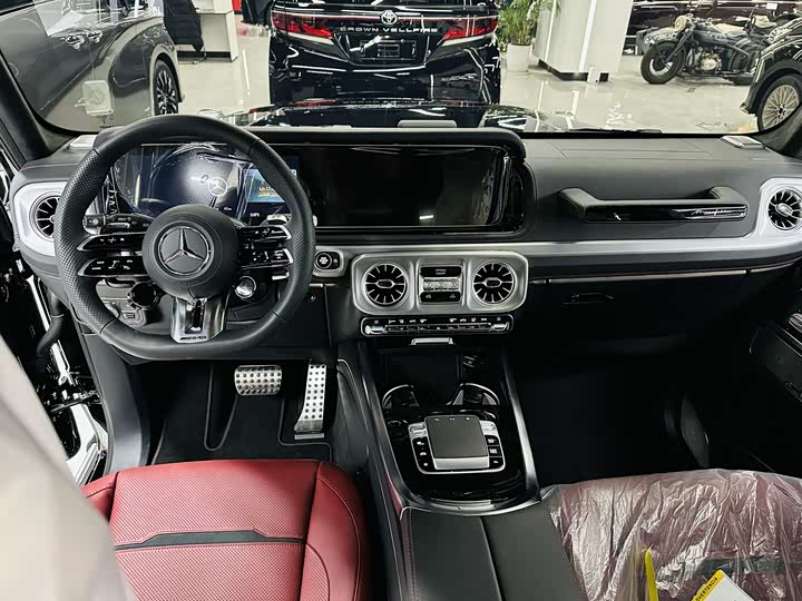 Фото 4 - Mercedes-Benz G-Class AMG