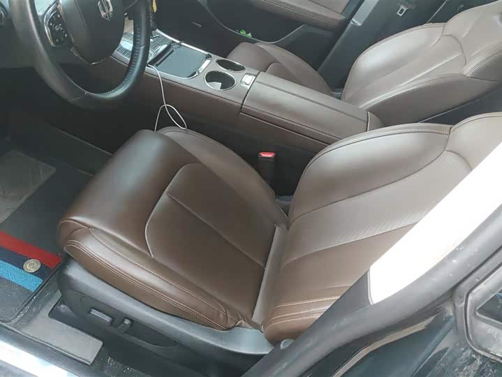 Фото 9 - Leapmotor C11