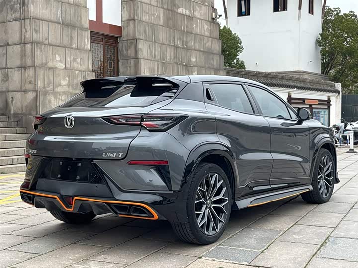 Фото 4 - Changan UNI-T