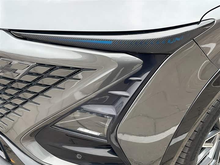 Фото 8 - Changan UNI-T