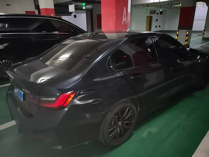 Фото 2 - BMW 3 Series