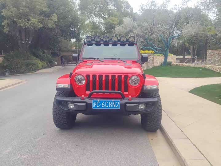 Фото 2 - Jeep Wrangler