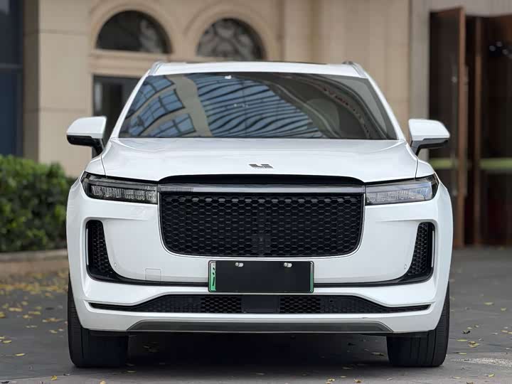 Фото 3 - LiXiang One