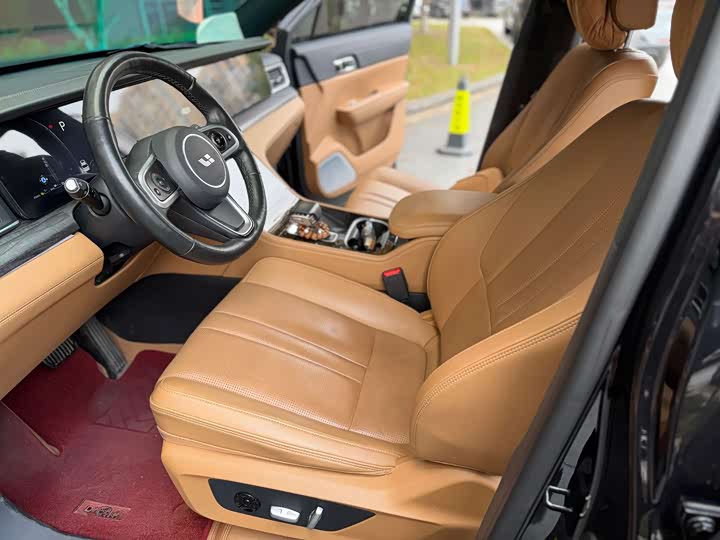 Фото 4 - LiXiang One