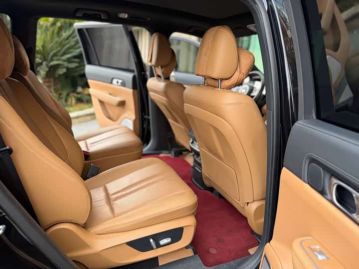 Фото 7 - LiXiang One