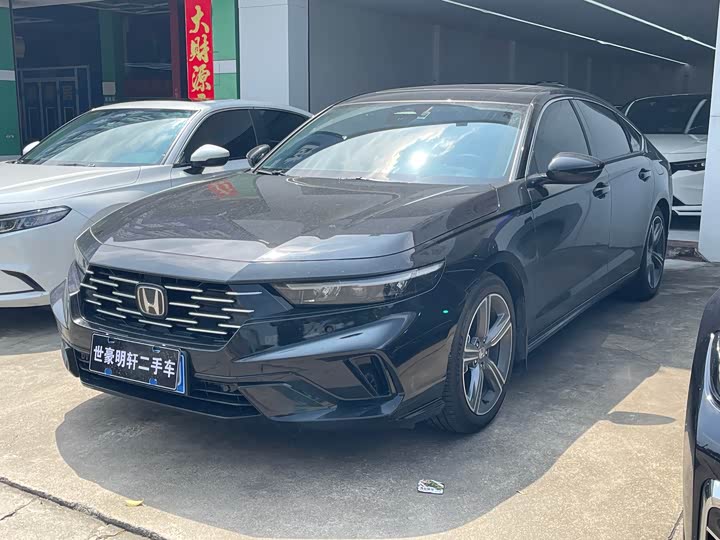 Photo 1 - Honda Accord