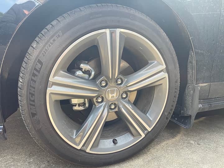 Photo 4 - Honda Accord