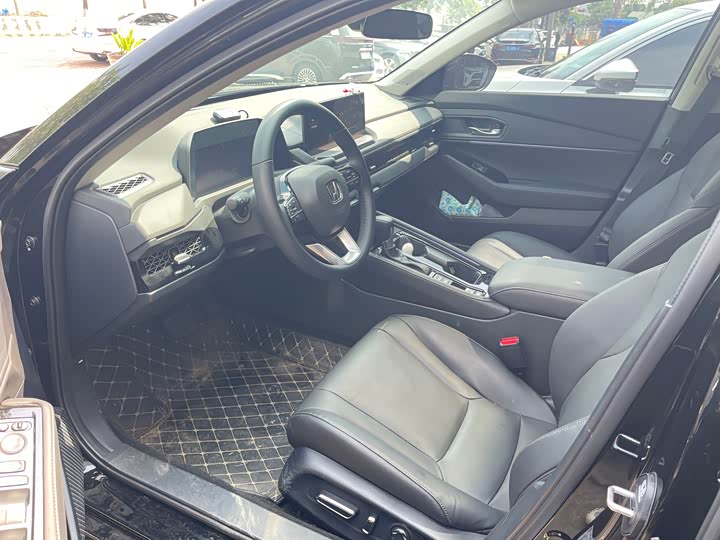 Photo 9 - Honda Accord