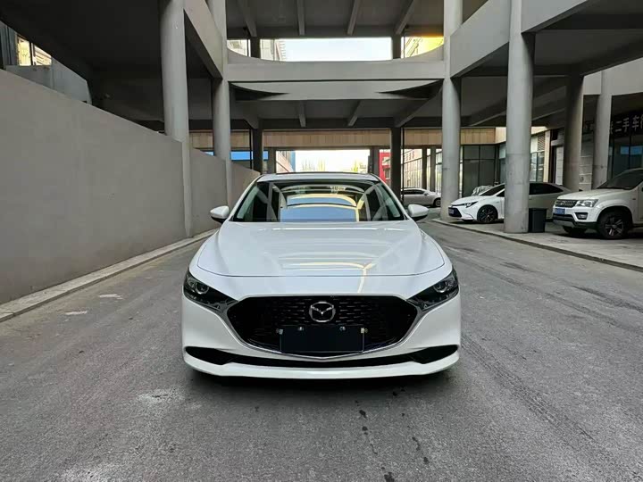 Фото 2 - Mazda 3 (Axela)