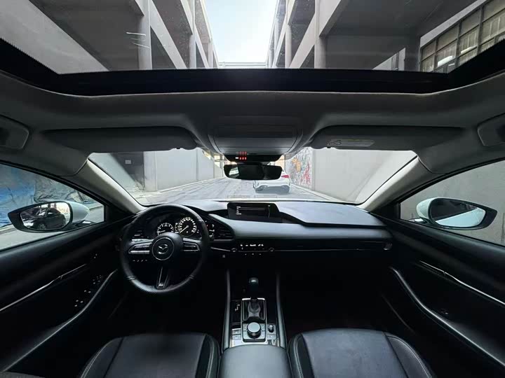 Фото 9 - Mazda 3 (Axela)