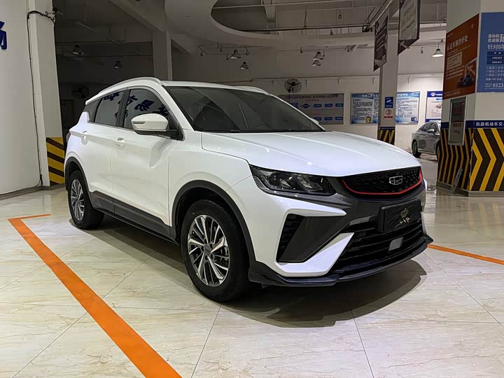 Фото 3 - Geely Coolray