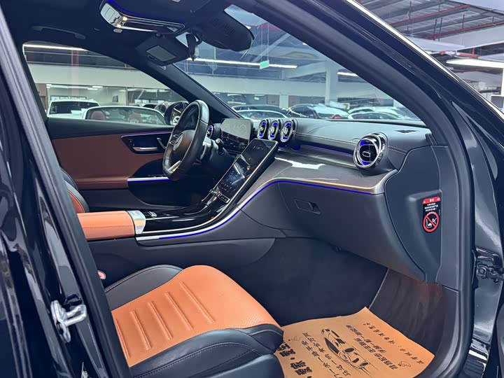 Фото 9 - Mercedes-Benz C-Class