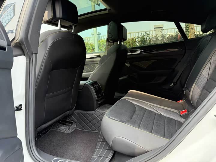 Фото 6 - Volkswagen CC