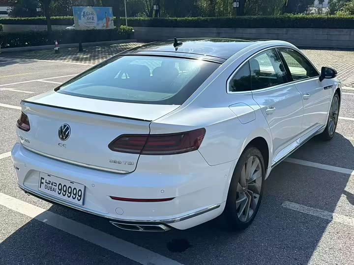 Фото 7 - Volkswagen CC