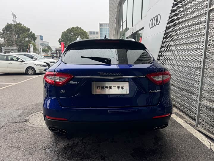 Фото 5 - Maserati Levante