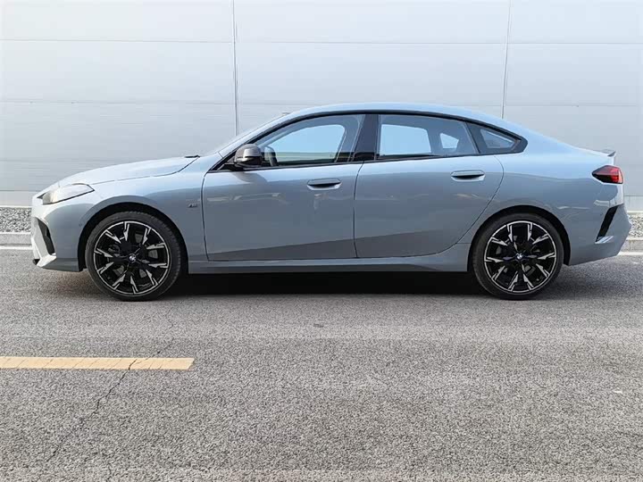 Фото 3 - BMW 2 Series