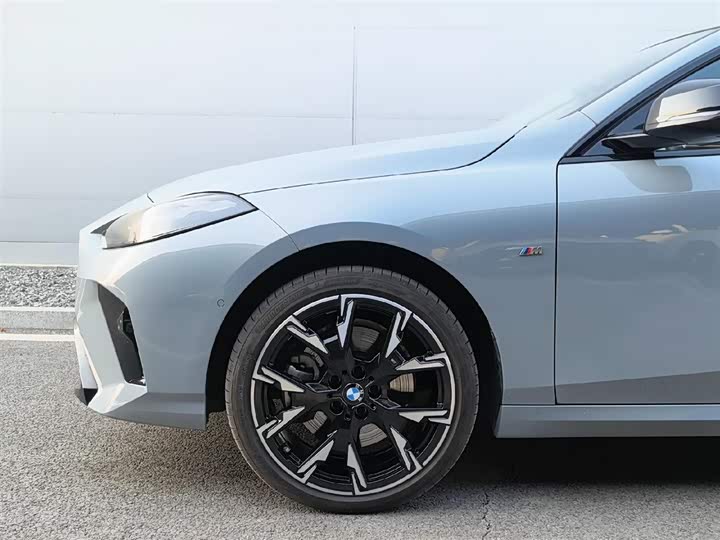 Фото 4 - BMW 2 Series